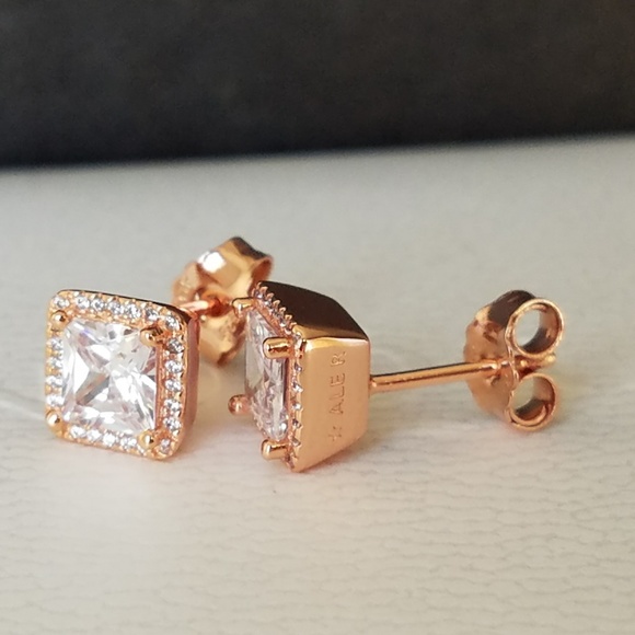 gold hoops with diamond balls